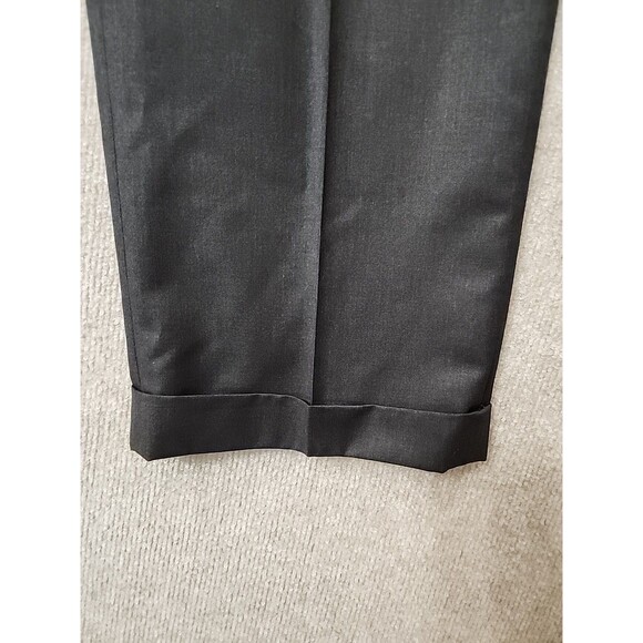 Van Heusen Dress Pants Mens 36x29 Charcoal Gray Pleated Cuffed NEW - Picture 5 of 10
